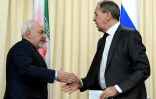 Les ministres iranien Mohammad Javad Zarif et russe Sergei Lavrov des Affaires étrangères le 20 décembre 2016 à Moscou