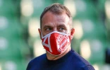 Hansi Flick l'entraîneur du Bayern Munich avant le match contre le Werder Brême le 16 juin 2020 à Brême en Allemagne. 