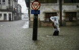 Une rue inondée à La Havane, le 3 juin 2022 à Cuba