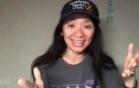 Image vidéo de la réalisatrice Chloé Zhao qi reçoit le Spirit Award du meilleur film pour "Nomadland", le 22 avril 2021