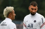 Les gardiens du PSG Keylor Navas et Gianluigi Donnarumma lors d'une séance d'entraînement au Camp des Loges, le 19 août 2021 