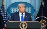 Le président américain Donald Trump lors d'une conférence de presse à la Maison Blanche, le 27 juin 2025 à Washington, après que la Cour suprême américaine a limité le pouvoir des juges de bloquer à l'échelle nationale les décisions de l'exécutif qu'ils considèrent comme illégales