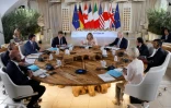 (g-d) Le président du Conseil européen Charles Michel, le chancelier allemand Olaf Scholz, le Premier ministre canadien Justin Trudeau, le président français Emmanuel Macron, la Première ministre italienne Giorgia Meloni, le Premier ministre japonais Fumio Kishida, le Premier ministre britannique Rishi Sunak et la présidente de la Commission européenne Ursula von der Leyen, à Borgo Egnazia, le 13 juin 2024 en Italie