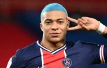 L'attaquant du Paris Saint-Germain, Kylian Mbappé, célèbre son but contre Lorient, lors de leur match de L1, le 16 décembre 2020 au Parc des Princes