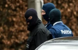 Opération de la police belge dans le cadre du dossier lié au braqueur français Reda Kriket soupçonné d'avoir préparé un attentat jihadiste en France, le 31 mars 2016 à Courtrai, en Belgique