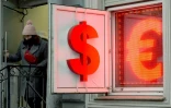 L'enseigne d'un bureau de changes en Russie, le 2 mars 2022