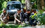 Le Premier ministre népalais Balendra Shah (2e en partant de la droite) à Bidur dans le dictrict de Nuwakhot, le 27 août 2026