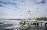 Demontage de la grande roue de la jetĂ©e de Scheveningen, en prĂ©vision de la tempĂȘte Eunice, le 17 fĂ©vrier 2022