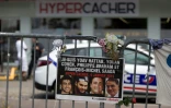 (g-d) Les photos de Yoav Hattab, Yohan Cohen, Philippe Braham et François-Michel Saada, tués dans l'attaque en janvier du supermarché Hyper Cacher Porte de Vincennes, près de Paris, le 26 juin 2015