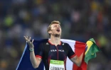 L'émotion du Français Chistophe Lemaitre, médaillé de bronze sur 200 m lors des JO de Rio, le 18 août 2016
