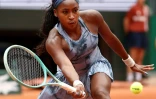 La N.2 mondiale Coco Gauff au 1er tour de Roland-Garros contre l'Australienne Olivia Gadecki le 27 mai 2025 à Paris