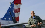 Le chef d'état-major de l'armée de l'air allemande (Luftwaffe), le lieutenant-général Ingo Gerhartz, prononce un discours pour présenter l'exercice Air Defender 2023 à l'aéroport militaire de Jagel, dans le nord de l'Allemagne, le 9 juin 2023