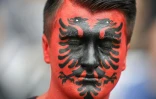 Un supporter albanais lors du match opposant son équipe à la Suisse, le 11 juin 2016 au stade Bollaert de Lens