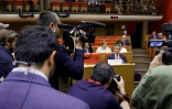Le ministre de l'intérieur français Gerald Darmanin lors de son audition le 1er juin 2022 devant la commission du sénat au sujet des débordements autour du Stade de France avant la finale de la Ligue des champions entre le Real Madrid et Liverpool