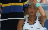 La Chinoise Zheng Qinwen lors du quart de finale de l'US Open contre la joueuse du Kazakhstan Elena Rybakina le 9 septembre 2026 Ă New York