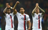 Le défenseur du PSG Marquinhos (c) et ses coéquipiers en liesse après leur victoire face à Galatasaray en C1, le 1er octobre 2019 à Istanbul