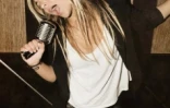 Priscilla Betti sera présente au concert caritatif pour les sinistrés du tremblement de terre au Japon.