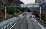 La RN90 entre Albertville et Moutiers, endommagée par un éboulement rocheux, le 4 février 2025
