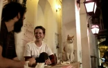 Yael Hadany (c), fondatrice de "Pannonica jazz", une association qui fournit notamment des possibilités d'enregistrements studio pour les musiciens, à Tel Aviv, le 5 avril 2016