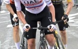 Tadej Pogacar devant Jonas Vingegaard (à droite) et l'étonnant Victor Lafay dans l'ascension de la côte de Pike, ultime difficulté de la première étape du Tour de France le 1er juillet 2023