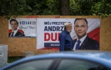 Panneau éléctoral du président sortant Andrzej Duda le 25 juin 2020 à Varsovie
