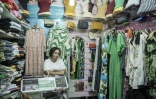 Medanit Woldegebriel, propriétaire d'un magasin de vêtements, dans le quartier historique de Merkato à Addis-Abeba, en Ethiopie, le 14 septembre 2024