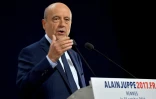 Alain Juppé s'adresse à l'assistance lors d'un meeting de campagne, à Rennes le 19 octobre 2016
