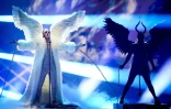 Tix, qui représente la Norvège, interpète "Fallen Angel" lors d'une répétition pour la finale de l'Eurovision, le 21 mai 2021 à Rotterdam, aux Pays-Bas