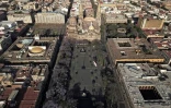 Vue aérienne de la place de la Libération déserte, le 25 mars 2020 à Guadalajara, au Mexique