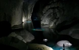 Un des rares visiteurs de la grotte Son Doong, au centre du Vietnam, le 19 janvier 2021