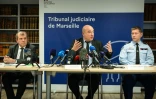 De gauche à droite le responsable du SIPJ des Bouches-du-Rhône Philippe Frizon, le procureur de la République de Marseille Nicolas Bessone et le patron de la section de recherche de la gendarmerie de Montpellier, le colonel Sébastien Constan, lors d'une conférence de presse à Marseille le 7 décembre 2024