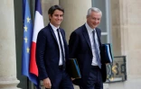 Le ministre délégué aux Comptes publics Gabriel Attal et le ministre de l'Economie Bruno Le Maire, à l'Elysée le 13 juillet 2023