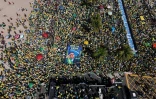 Les partisans de l'ancien président brésilien Jair Bolsonaro rassemblés en soutien à Rio de Janeiro, au Brésil, le 3 août 2025