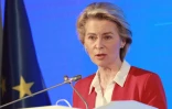 La présidente de la Commission européenne, Ursula von der Leyen lors d'une conférence de presse conjointe avec le président du Conseil européen Charles Michel après une rencontre avec le président turc Erdogan, le 6 avril 2021 à Ankara
