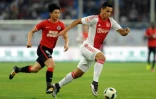 Anwar El Ghazi, avec l'Ajax Amsterdam, lors d'un match amical contre le club chinois de Liaoning FC à Shenyang, le 18 mai 2016 