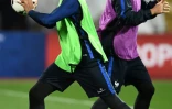 Kylian Mbappe et Antoine Griezmann, à l'entraînemlent le 6 octobre 2017 à Sofia,  sont attendus pour marquer des buts