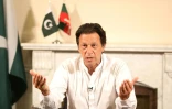 L'ex-champion de cricket Imran Khan revendique la victoire aux élections alors que les bulletins sont toujours en cours de dépouillement, le 26 juillet 2018. Photo fournie par le Pakistan Tehreek-e-Insaf (PTI)