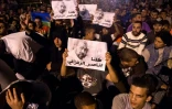 Des manifestants brandissent le portrait de Nasser Zefzafi, leader du mouvement de contestation dans la région du Rif, le 29 mai 2017 à Al-Hoceïma, au Maroc