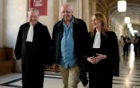 Dany Leprince entouré de ses avocats Olivier Morice et Missiva Chermak Felonneau après la décision de la Cour de révision, à Paris, le 2 juillet 2026
