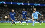 Le milieu de terrain portugais Bernardo Silva marque le 4e but pour Manchester City face au Real Madrid, lors de leur demi-finale aller de la Ligue des Champions, le 26 avril 2022 Ă l'Etihad Stadium