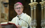 L'archevêque Jorge Garcia Cuerva dirige une messe à la cathédrale de Buenos Aires, le 21 avril 2025