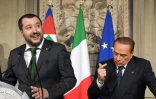 Le chef du parti Italien la Ligue (extrême droite) Matteo Salvini (C) et Silvio Berlusconi (D), chef de Forza Italia (FI, droite) lors d'une à l'issue d'une rencontre avec le président italien le 12 avril 2018 à Rome