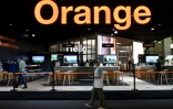 Le stand de l'opérateur Orange au Salon mondial du mobile à Barcelone, le 29 juin 2021 en Espagne