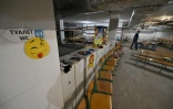 Un abri souterrain préparé pour les élèves avant la rentrée scolaire, le 29 août 2022 à Kiev, en Ukraine