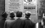 Des affiches du parti communiste pour les élections législatives d'avril-mai en 1936 à Paris 
