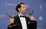 Matthew Rhys reçoit ses deux Emmy Awards au Peacock Theatre de Los Angeles, le 14 septembre 2026