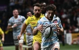 Le demi de mêlée du Racing Teddy Iribaren court à l'essai contre Clermont, le 4 janvier 2020 à Nanterre 