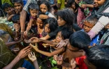 Des réfugiés Rohingyas arrivent à Laweueng, en Indonésie après avoir fui les camps du Bangladesh, le 10 décembre 2023