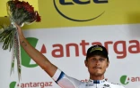 Matteo Trentin sur le podium après sa victoire dans la 17e étape, le 24 juillet 2019 à Gap