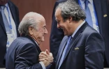 Le président de la Fifa Joseph Blatter et son homologue de l'UEFA Michel Platini, le 29 mai 2015 à Zurich